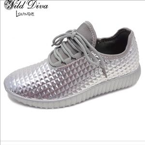 New Wild Diva Lounge Danika Silver Sneakers Shoes